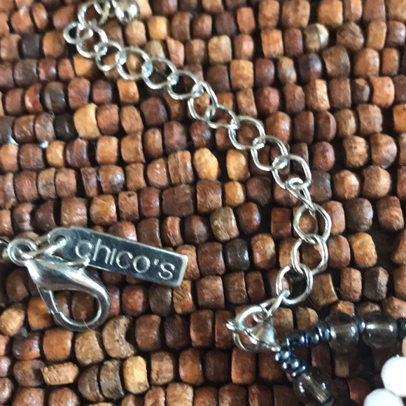 Chico’s statement necklace - Picture 3 of 3